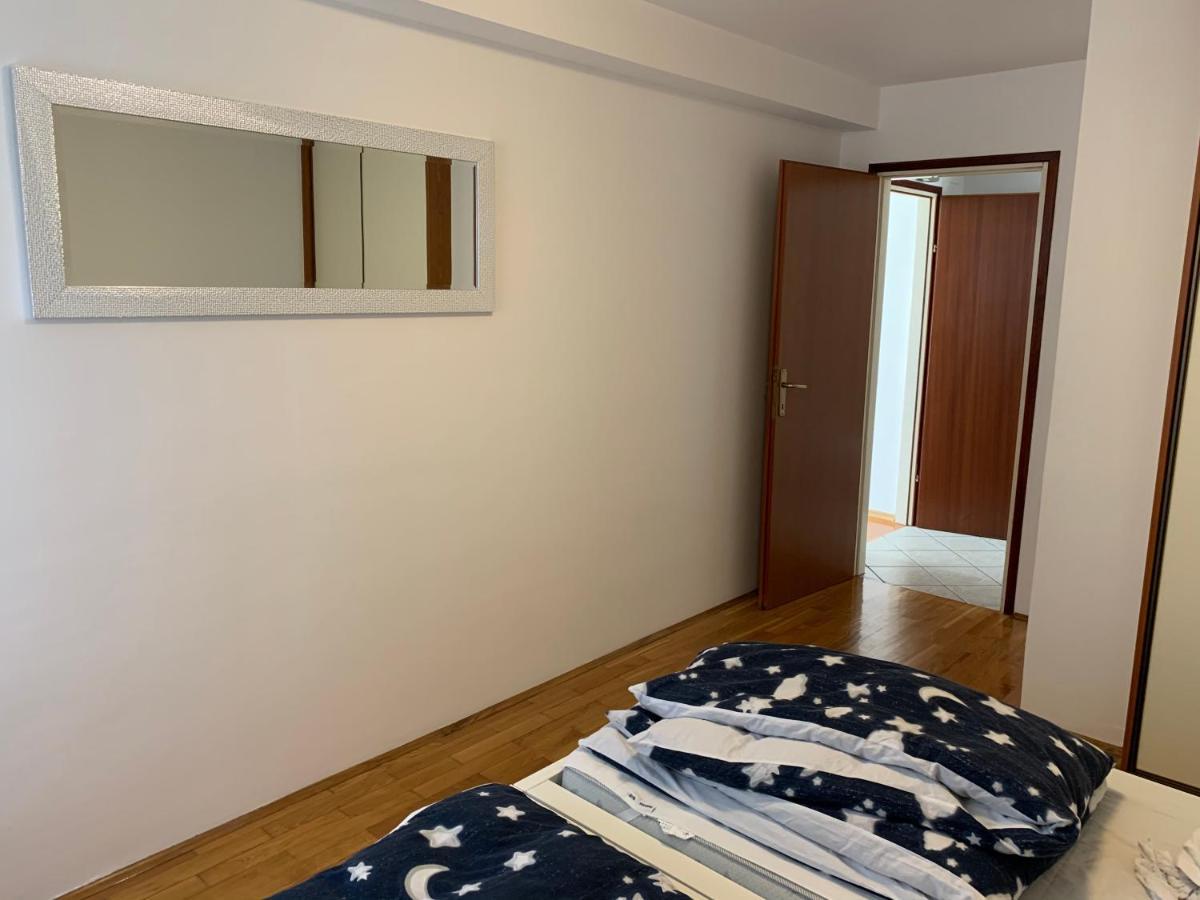 Deluxe Apartment Dora With A Private Parking, Terrace And See View 里耶卡 外观 照片