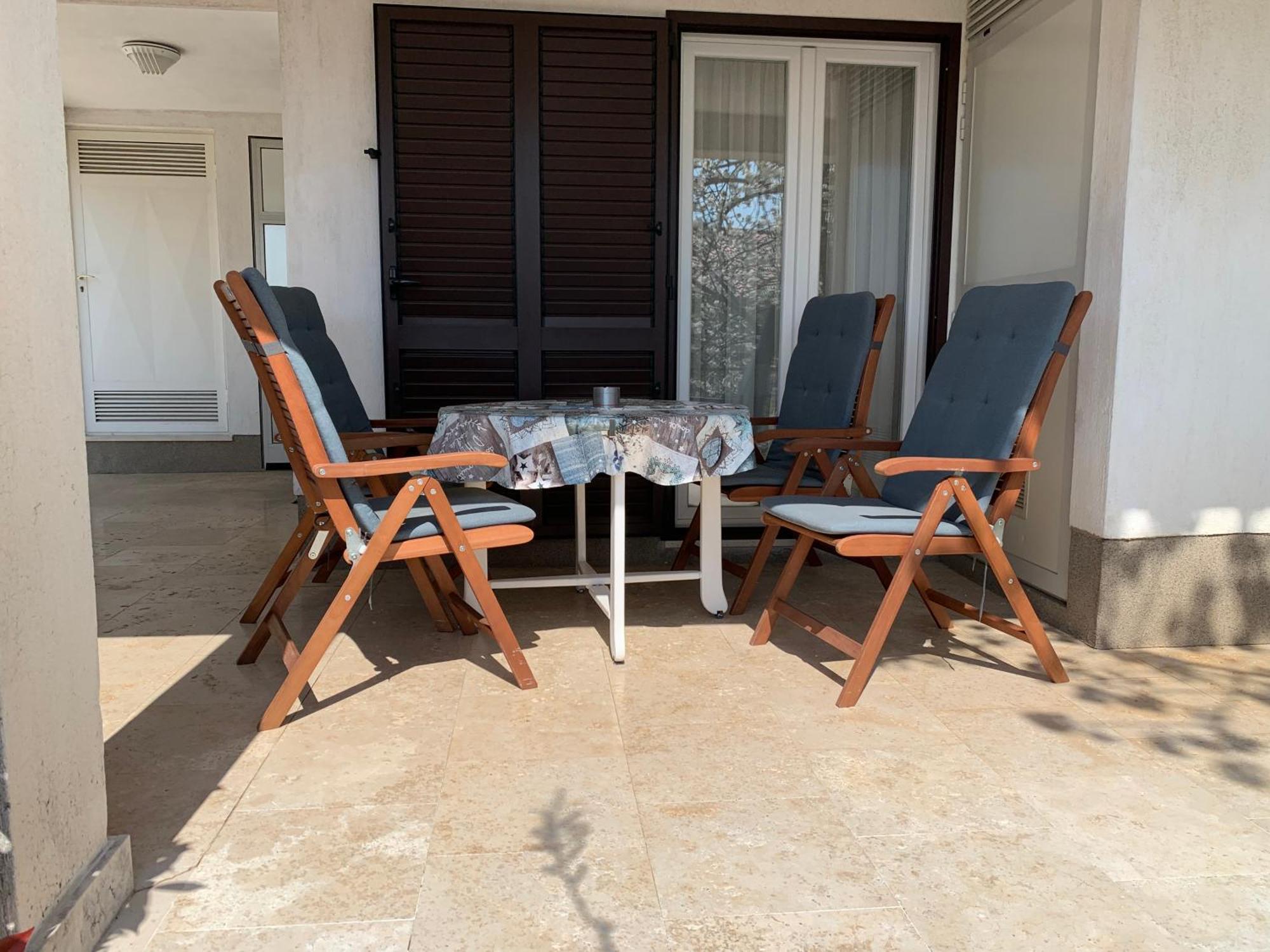 Deluxe Apartment Dora With A Private Parking, Terrace And See View 里耶卡 外观 照片