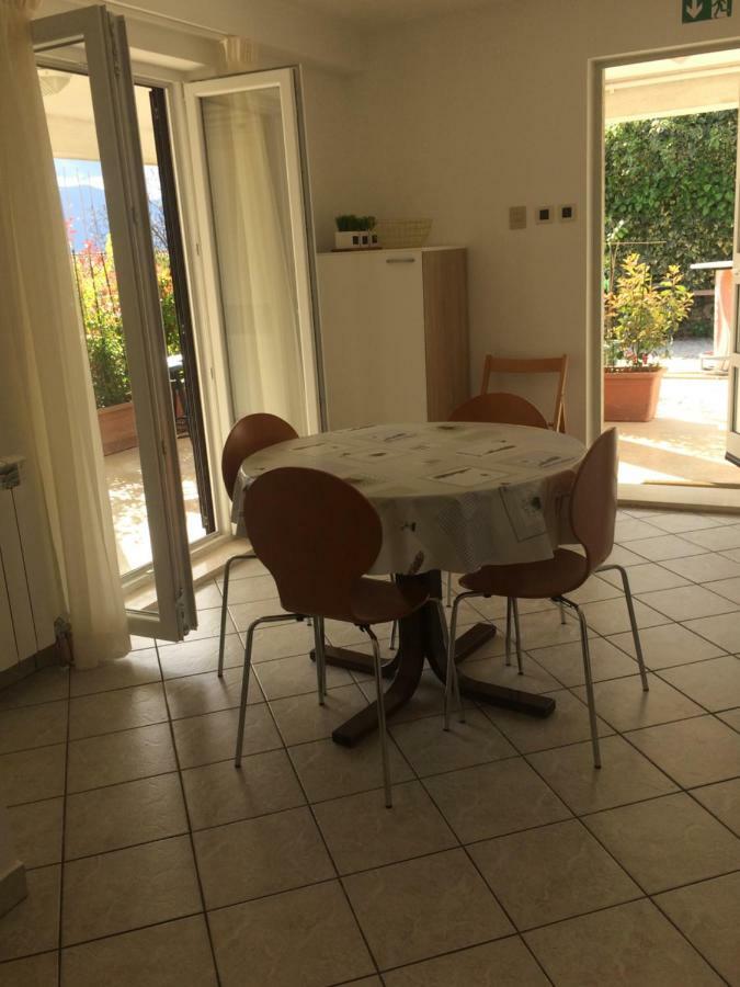 Deluxe Apartment Dora With A Private Parking, Terrace And See View 里耶卡 外观 照片