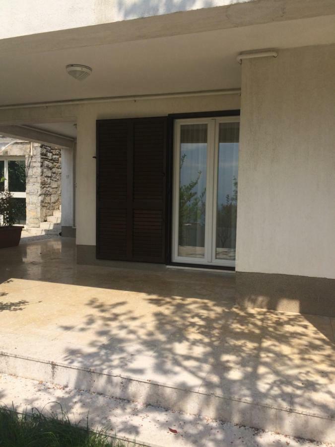 Deluxe Apartment Dora With A Private Parking, Terrace And See View 里耶卡 外观 照片