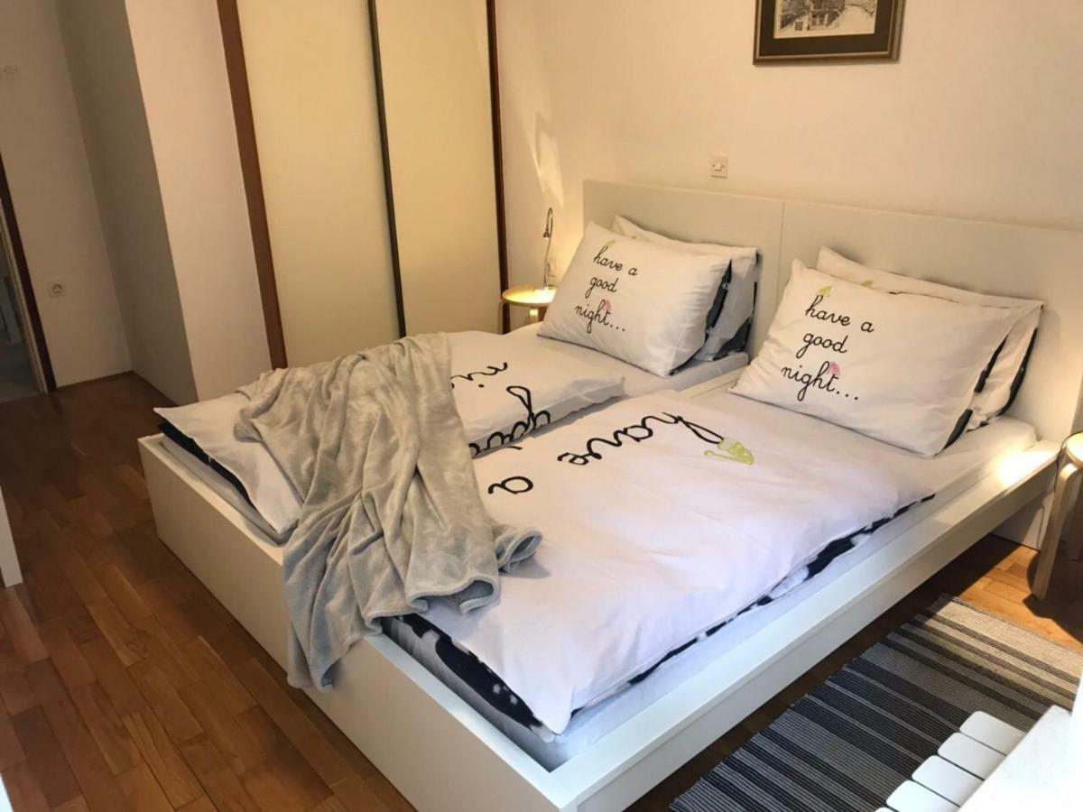 Deluxe Apartment Dora With A Private Parking, Terrace And See View 里耶卡 外观 照片